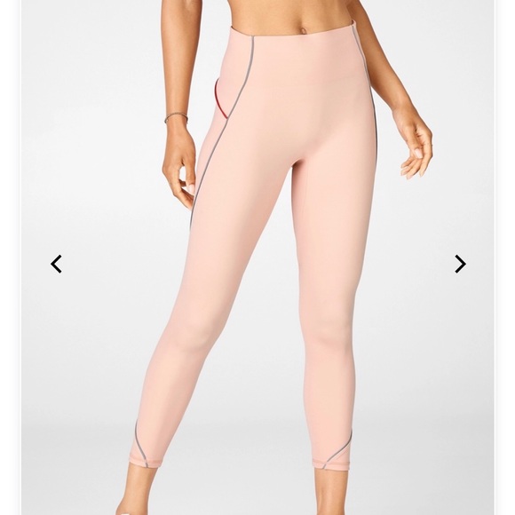Fabletics High-Waisted Motion365 Reflective 7/8 - Picture 3 of 5